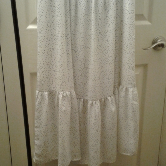 Dress - Picture 2 of 5